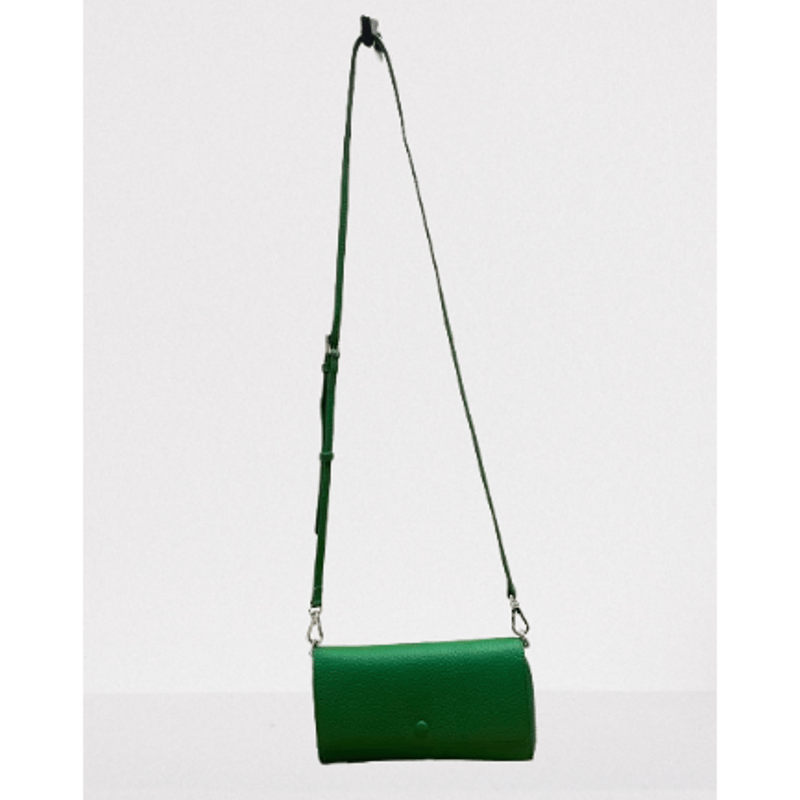 nasty〈ナスティ〉ショルダー付ロングウォレット 4M4-1172