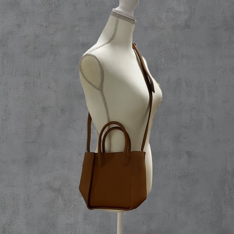 シャノワール♪美品✨MahL+81 マール レザートートバッグ シボ革 CATEGORY トートバッグ | MahL+81 <マール>｜上質なレザーバッグ