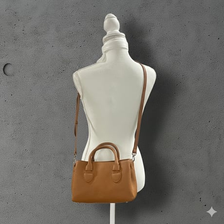 まぁさ　MBL 40 Chelsea Large Top Handle Nylon Shoulder Bag in Black | MZ Wallace