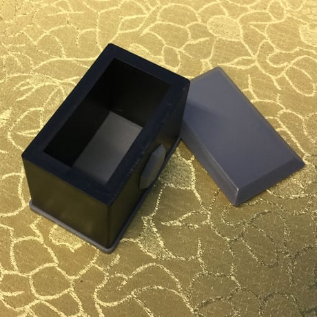 ミステリーボックス byJohnKennedy