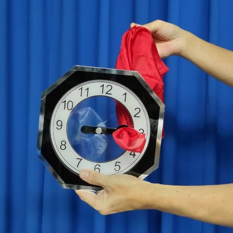 シルクスルークロック