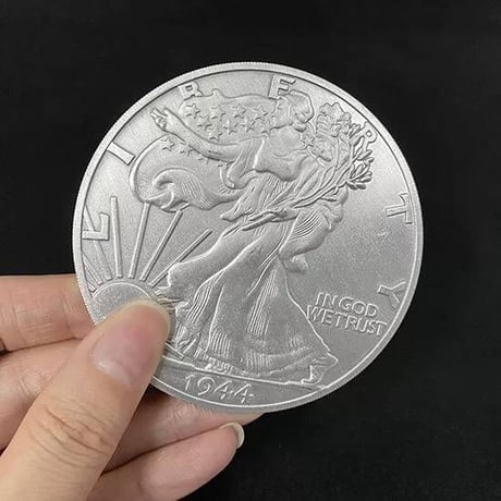 ジャンボウォーキングリバティコイン