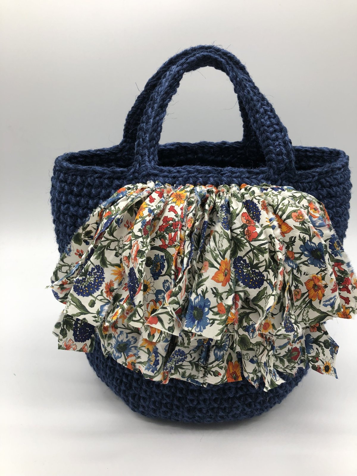 新品tnkstk/コットン糸トートバッグ フリンジ コットン糸トートバッグ フリンジ ネイビー | tnkstk