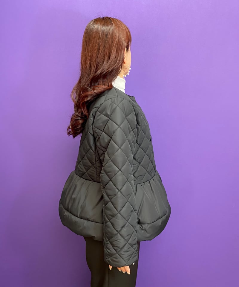 ペプラムキルティングショートコート ブラック | Camellia ペプラムキルティングショートコート ブラック | Camellia