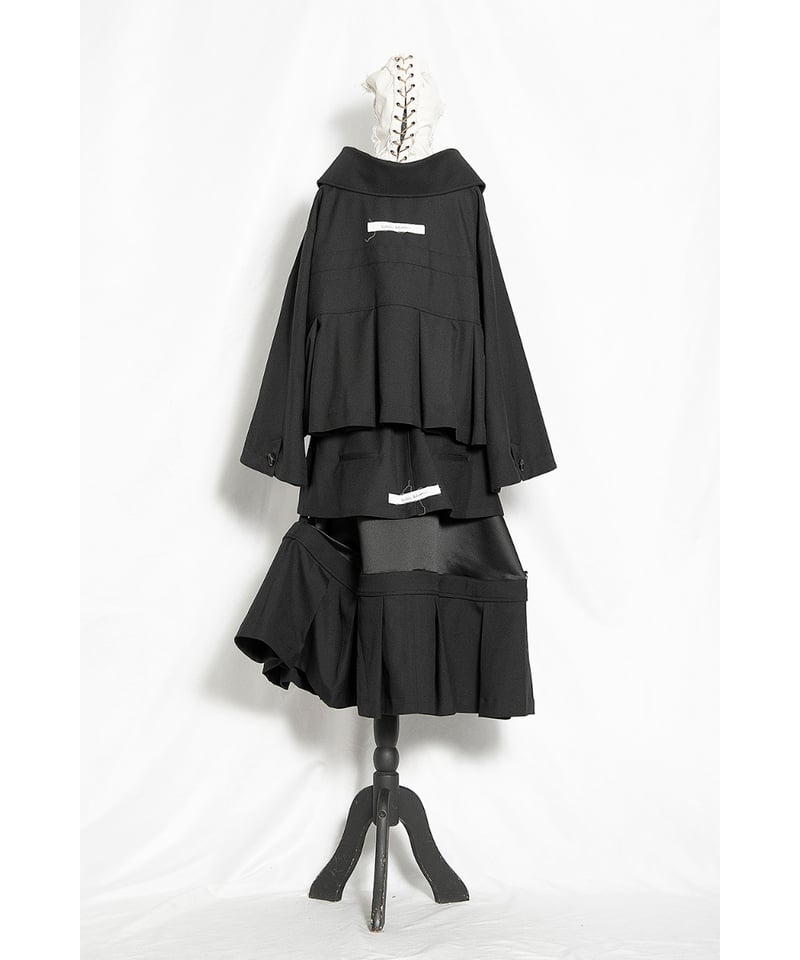 【alice auaa】2011a/w『de-form』カタログ alice auaa】2011a/w『de-form』カタログ