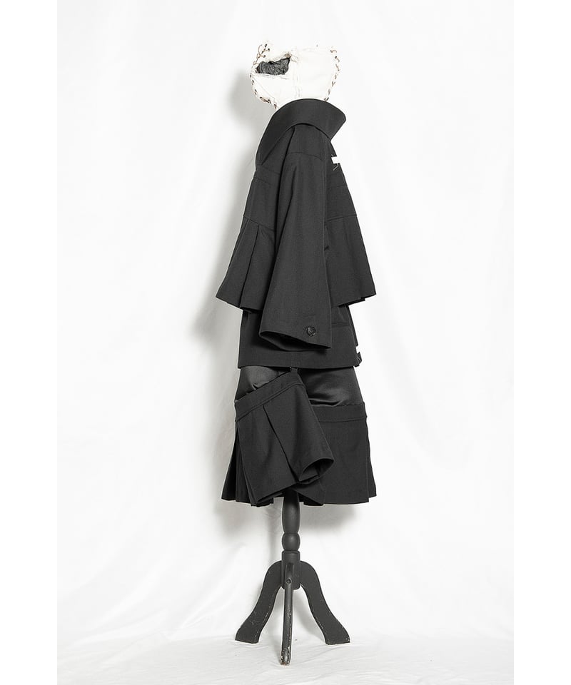 alice auaa アリスアウアア ショート丈 タンクトップ Y2K ブラック alice auaa アリスアウアア ショート丈 タンクトップ Y2K