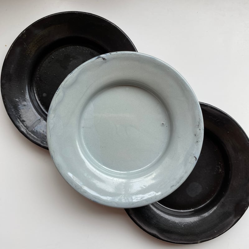 琺瑯の豆皿 3枚セット / 琺瑯の豆皿3枚＋White Monday 2本 | White M