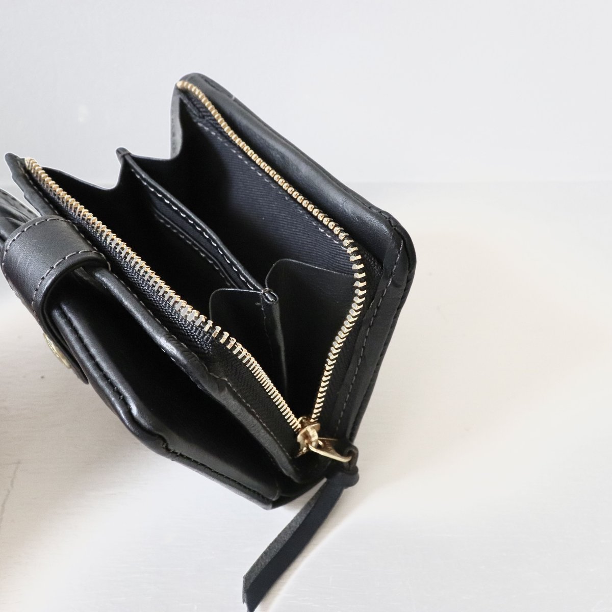 CINQの二つ折り財布 | なずな onlinestore