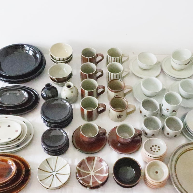 濱田窯 白釉段付皿 中 | なずな onlinestore