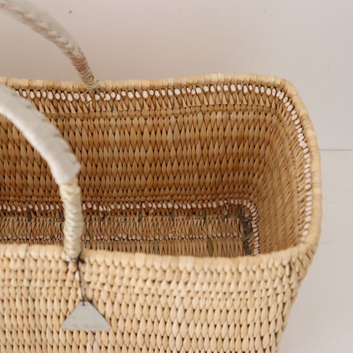 warang wayan ストローバスケット 浅型L | なずな onlinestore warang wayan ストローバスケット 浅型L | なずな onlinestore