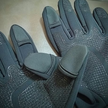 防寒　フィッシンググローブ