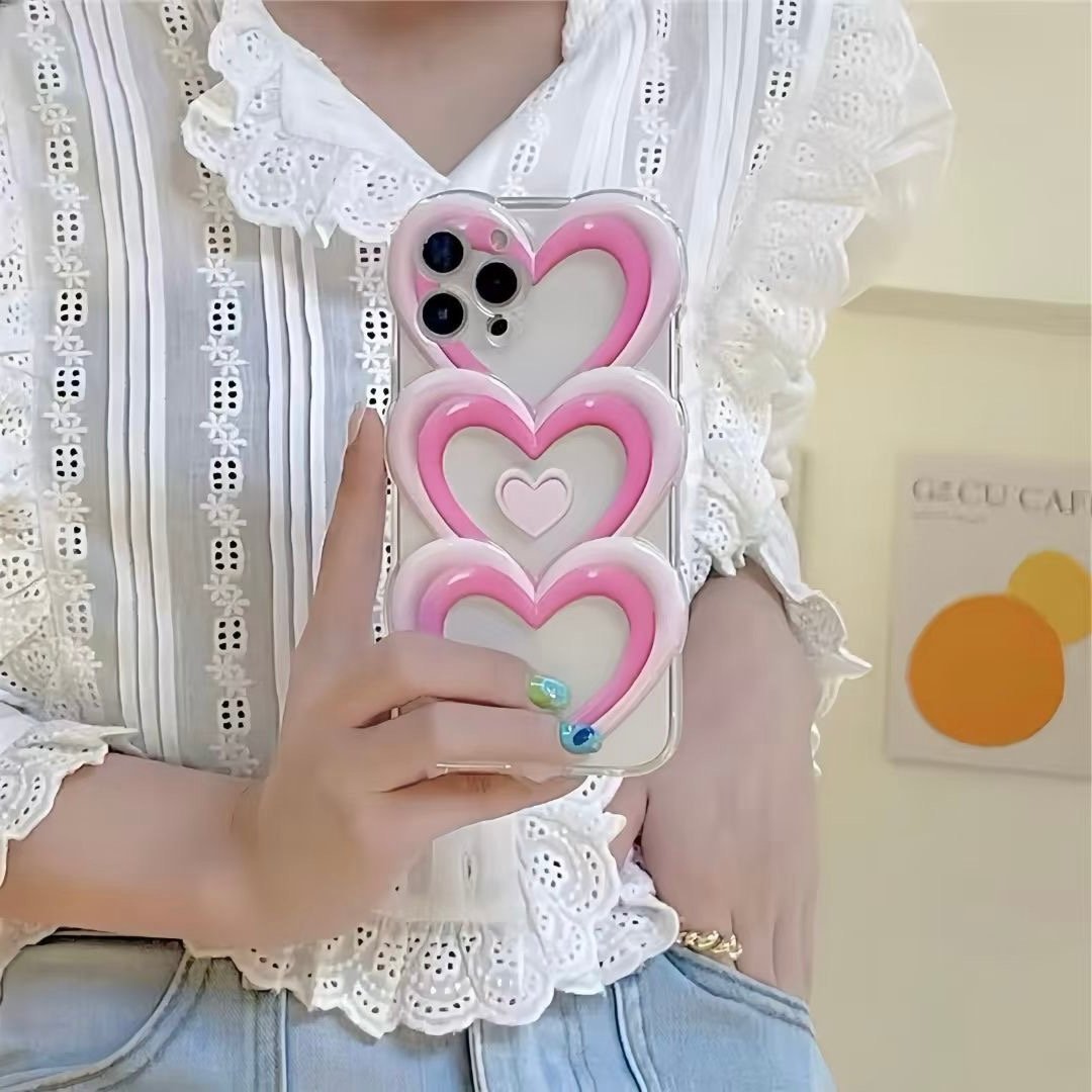 ピンク3連ぷっくりハートクリアケース【C0449】 | MOA
