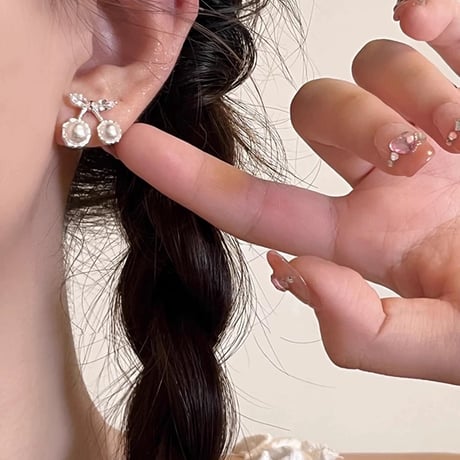 Cherry pearl earring【R0424】