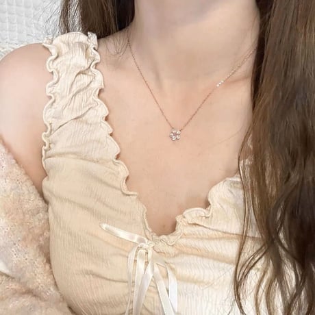 clear flower necklace【R0311】