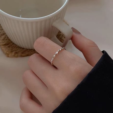 twist thin ring【R0309】