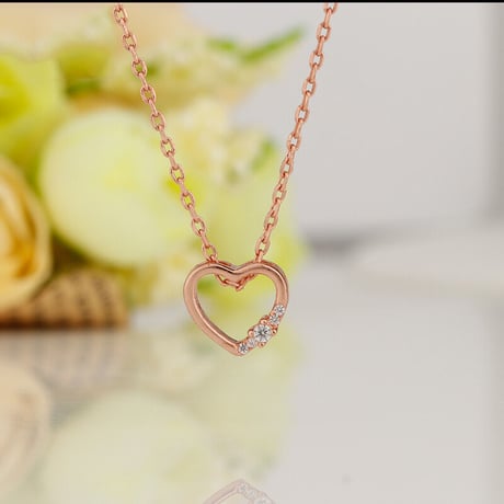 Bright stone heart necklace【R0082】