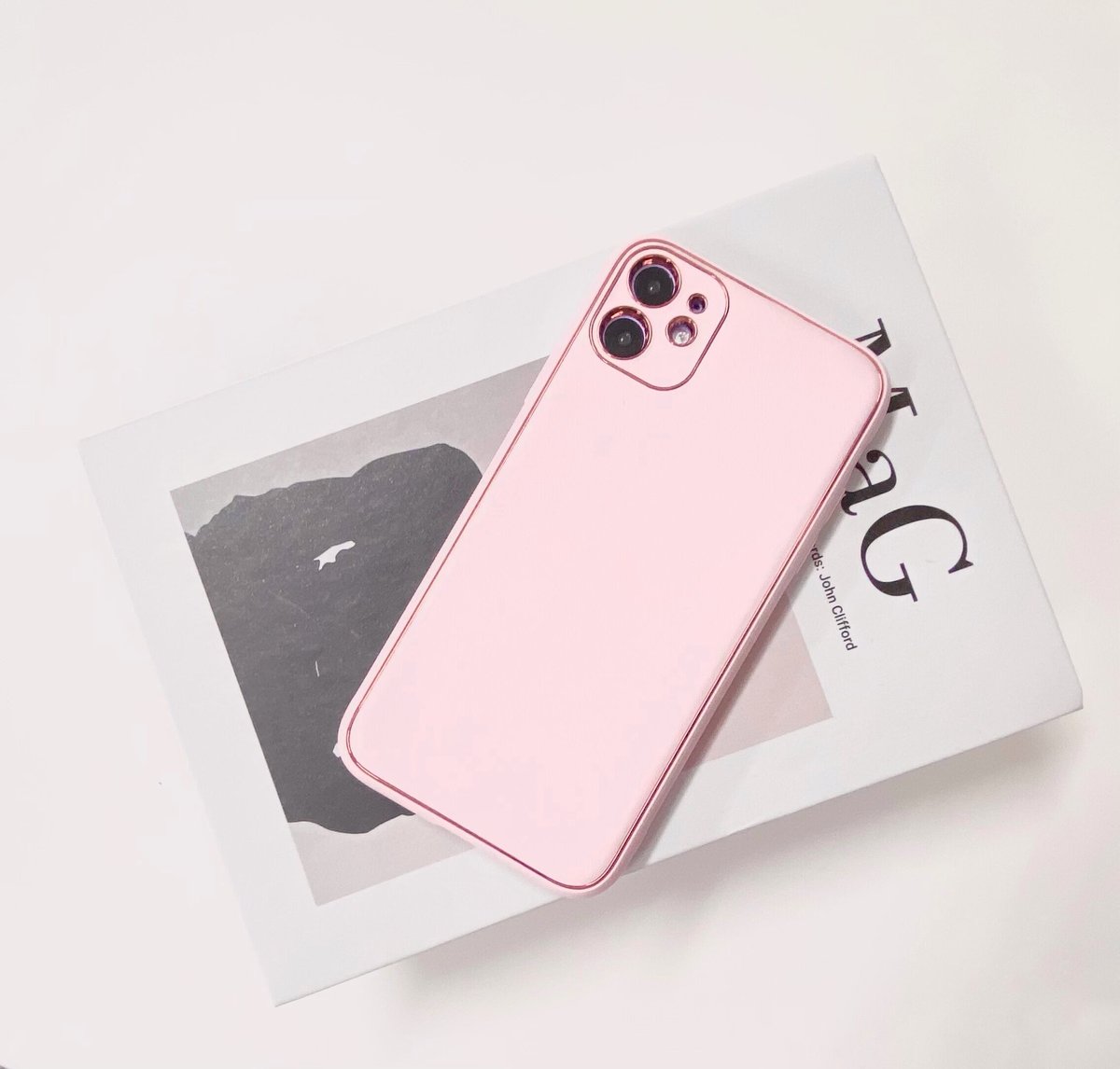 iPhone - 美品/iPhone7plus/ピンクゴールド/docomo/シリコンケース iPhone - 美品/iPhone7plus/ピンクゴールド/docomo/シリコン