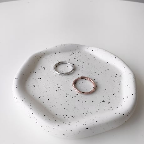 Twist line stone ring【R0341】