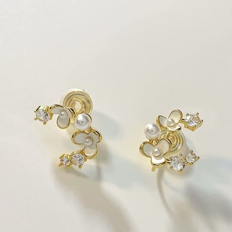 Flower pearl earrings 【R0367】