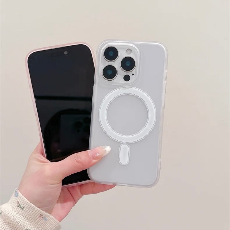 ハーフクリアMagSafeケース【C0474】 | MOA