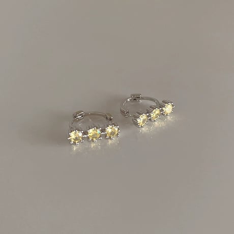 Flower foop pierce【R0390】