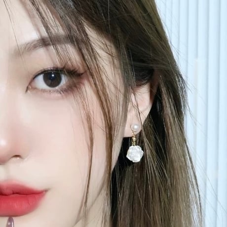 White rose pearl earring【R0431】
