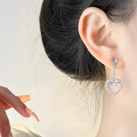Ribbon heart clear pierce【R0491】