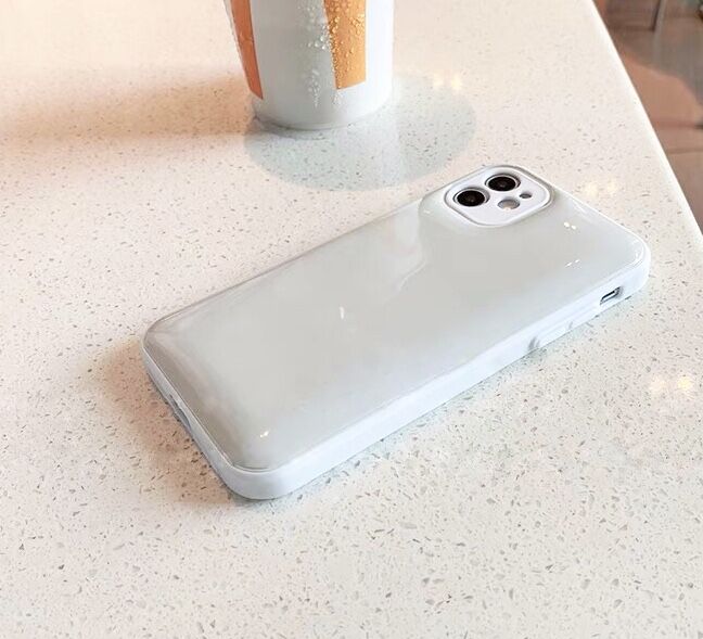 iPhone ホワイト ケース付き fit=scale-down,w=1200