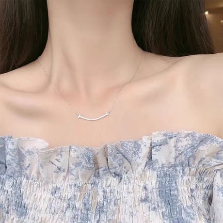 line necklace【R0159】