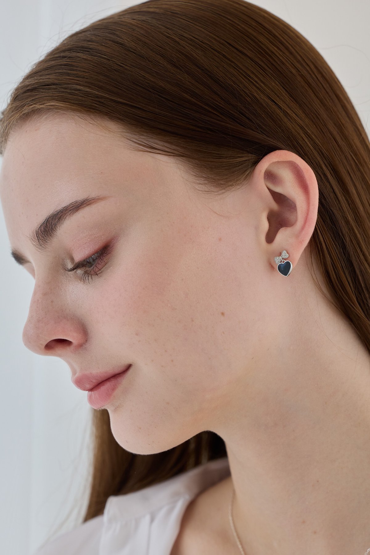 RIBBON BLACK HEART PIERCE【R0398】 | MOA