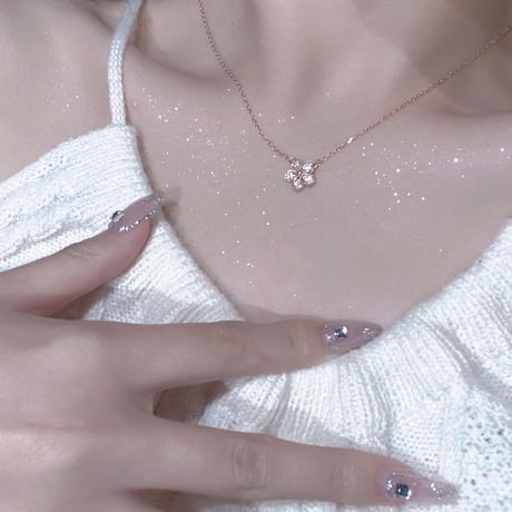 clear flower necklace【R0311】