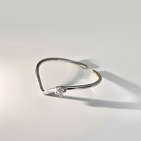 V line ring 【R0138】
