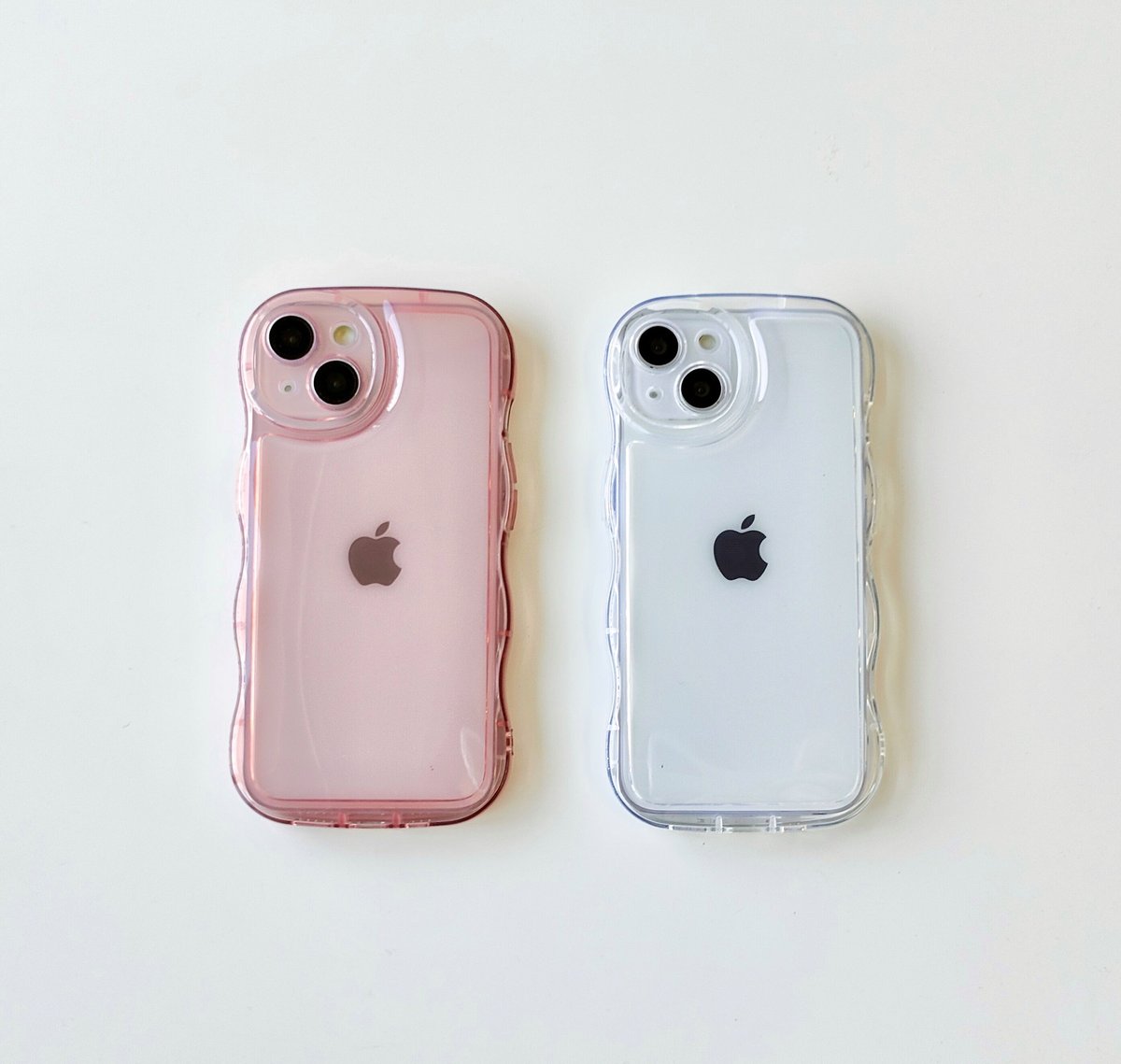 モワメームモワティエ スマホケース 未使用】Moi-Meme-Moitie スマホケース 未使用】Moi-Meme-Moitie