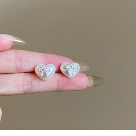 Heart pearl ribbon earring【R0427】