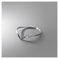 V line ring 【R0138】