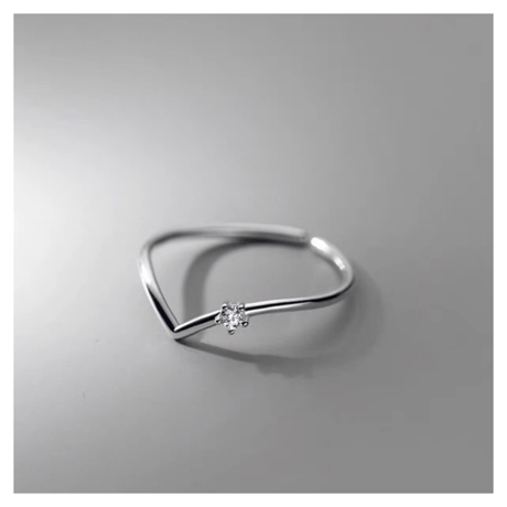 V line ring 【R0138】