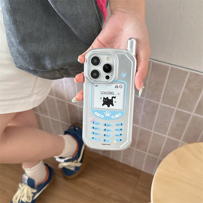 宇多田ヒカル CHUICHI 猫デザイン ガラケー携帯ケース（新品 · 未使用） ネコちゃんガラケーケース【E0419】 | MOA