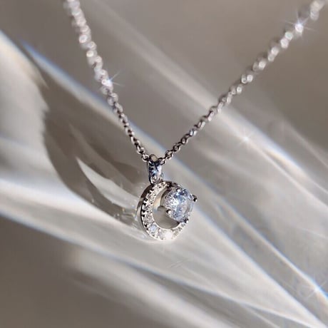Moon necklace 【R0141】