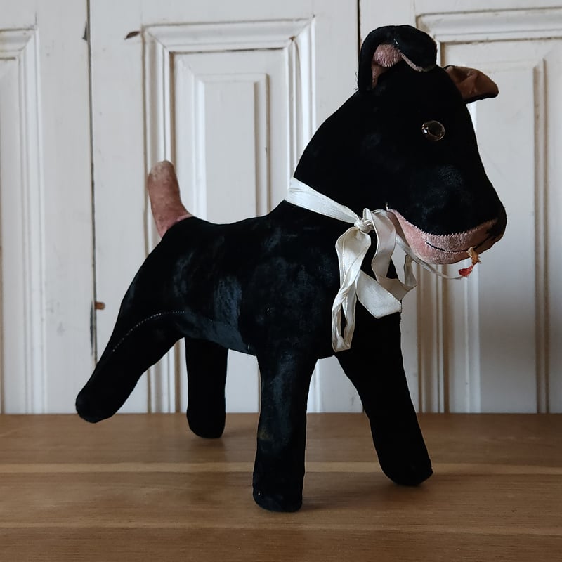 ピンク耳としっぽのワンコ | リボンときどきネコ