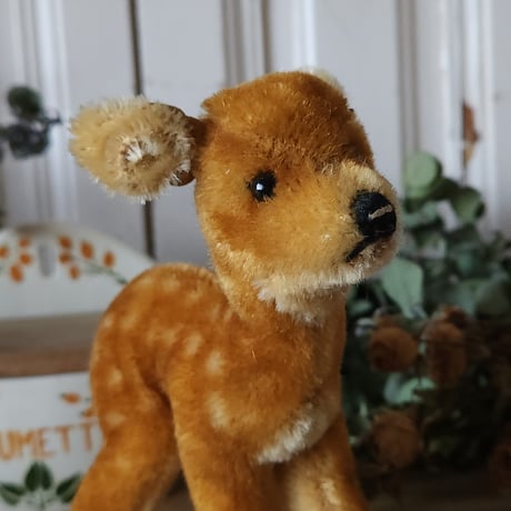 シュタイフ 小鹿のFawn