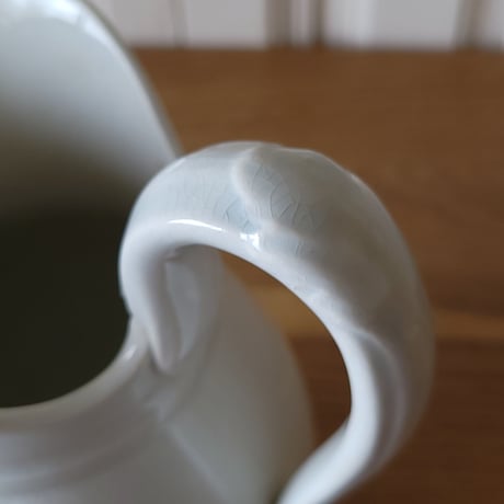 白いピシェ