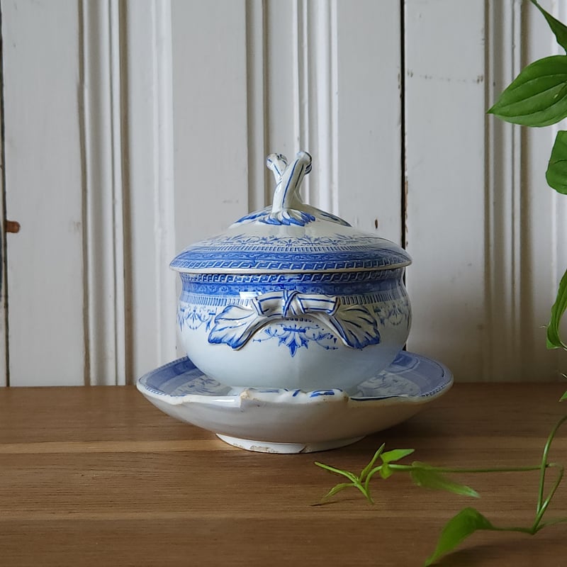 Creil et Montereau 蓋付きソーシエール Gaulois | リボンときどきネコ