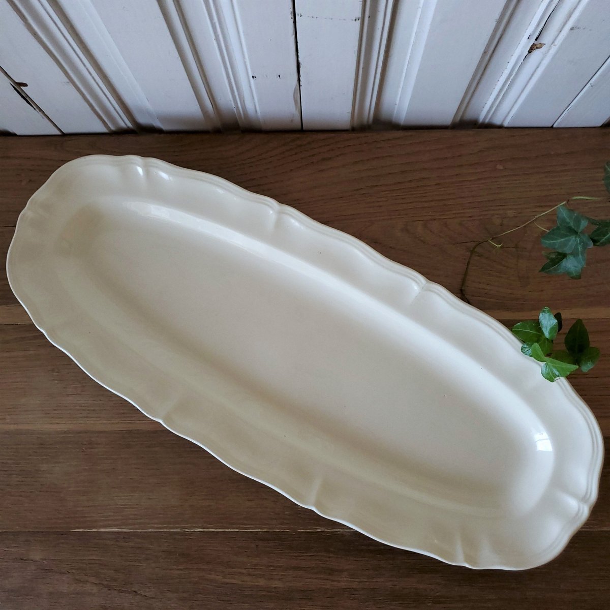 サルグミンヌ ポワソン皿／花リムロングオーバルプレート | リボン