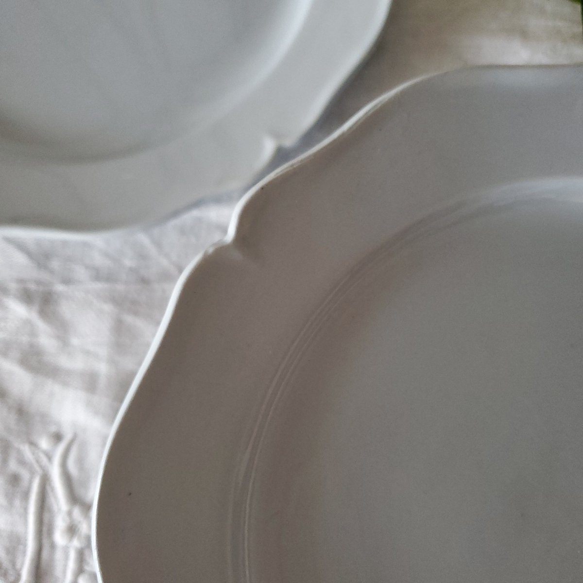 Montereauブルーグレーの花リムプレート | リボンときどきネコ