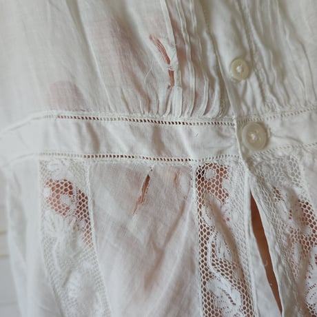 美しい刺繍のオールインワン
