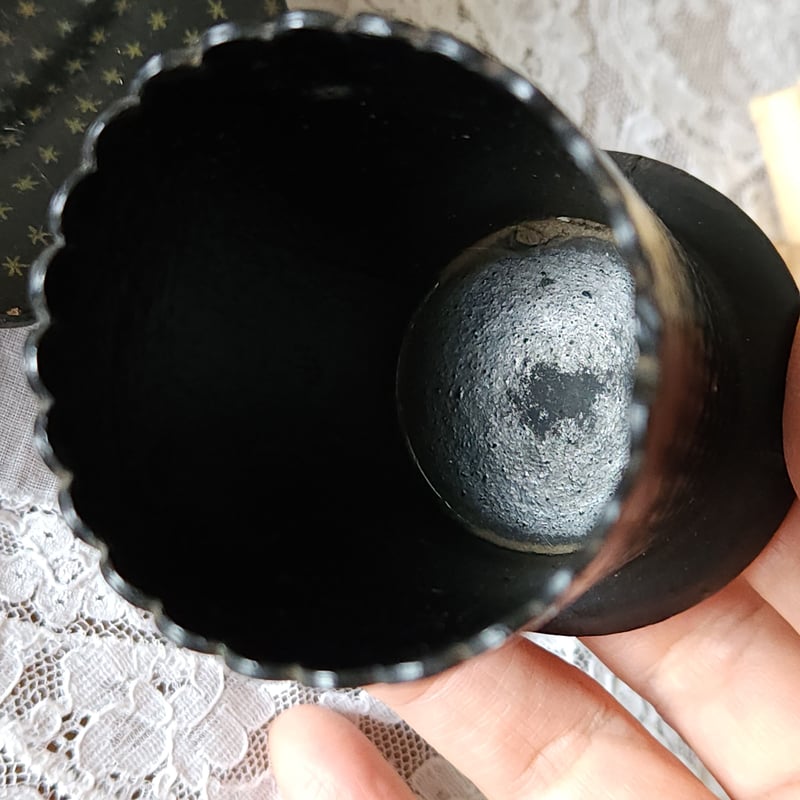 ナポレオンⅢ世様式のパピエマシェの小カップ | リボンときどきネコ