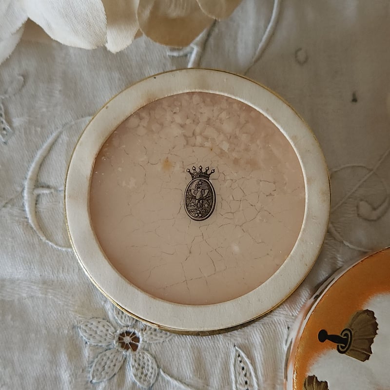 COTYパウダー入りボックス | リボンときどきネコ