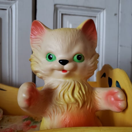 ドゥラコスト社製　猫のラバードール