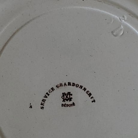 クレイユモントロー“Chardonneret”のデザートプレート