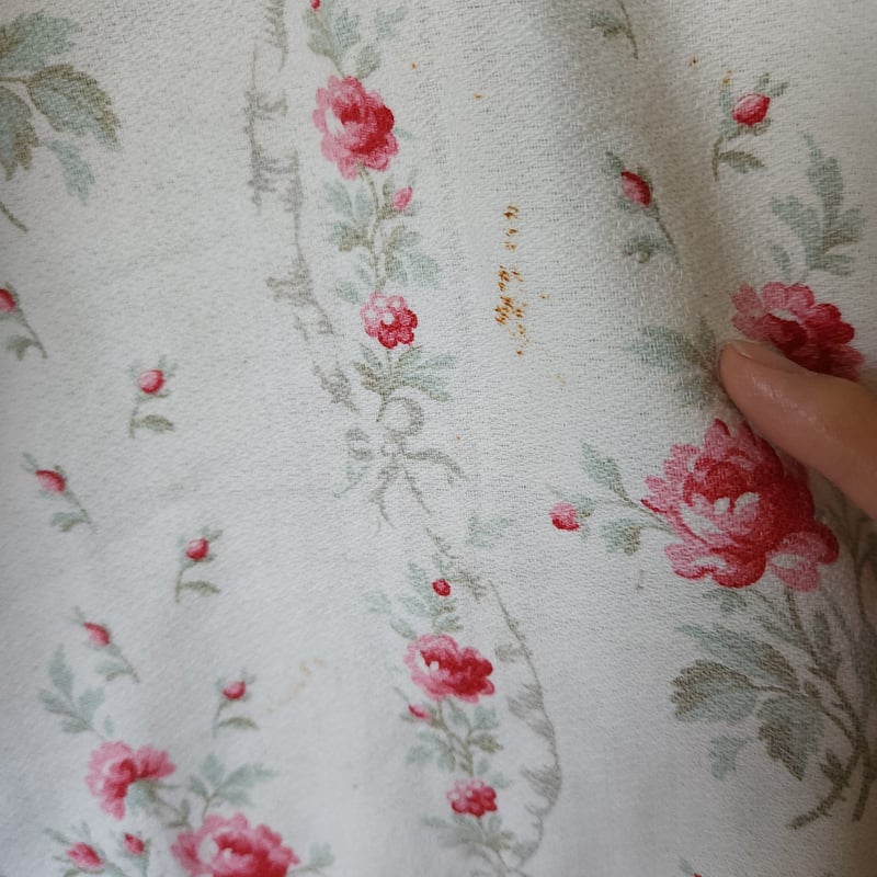 ♡ フランス　ヴィンテージファブリック　ローズガーランド　リボン　花柄　カーテン ♡ フランスヴィンテージファブリックローズガーランドリボン花柄カーテン